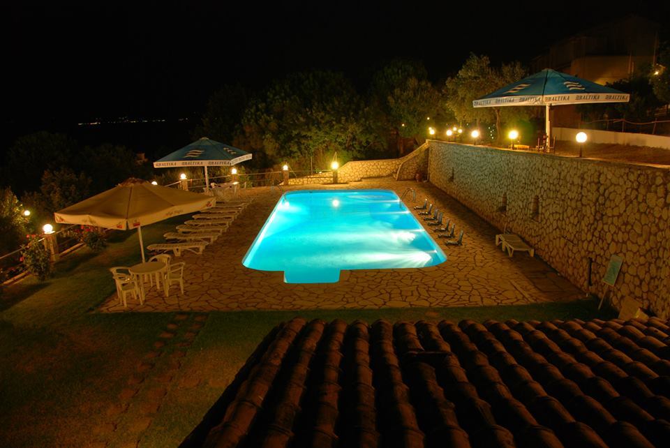 بينيتسيس Corfu Hotel Apartments المظهر الخارجي الصورة